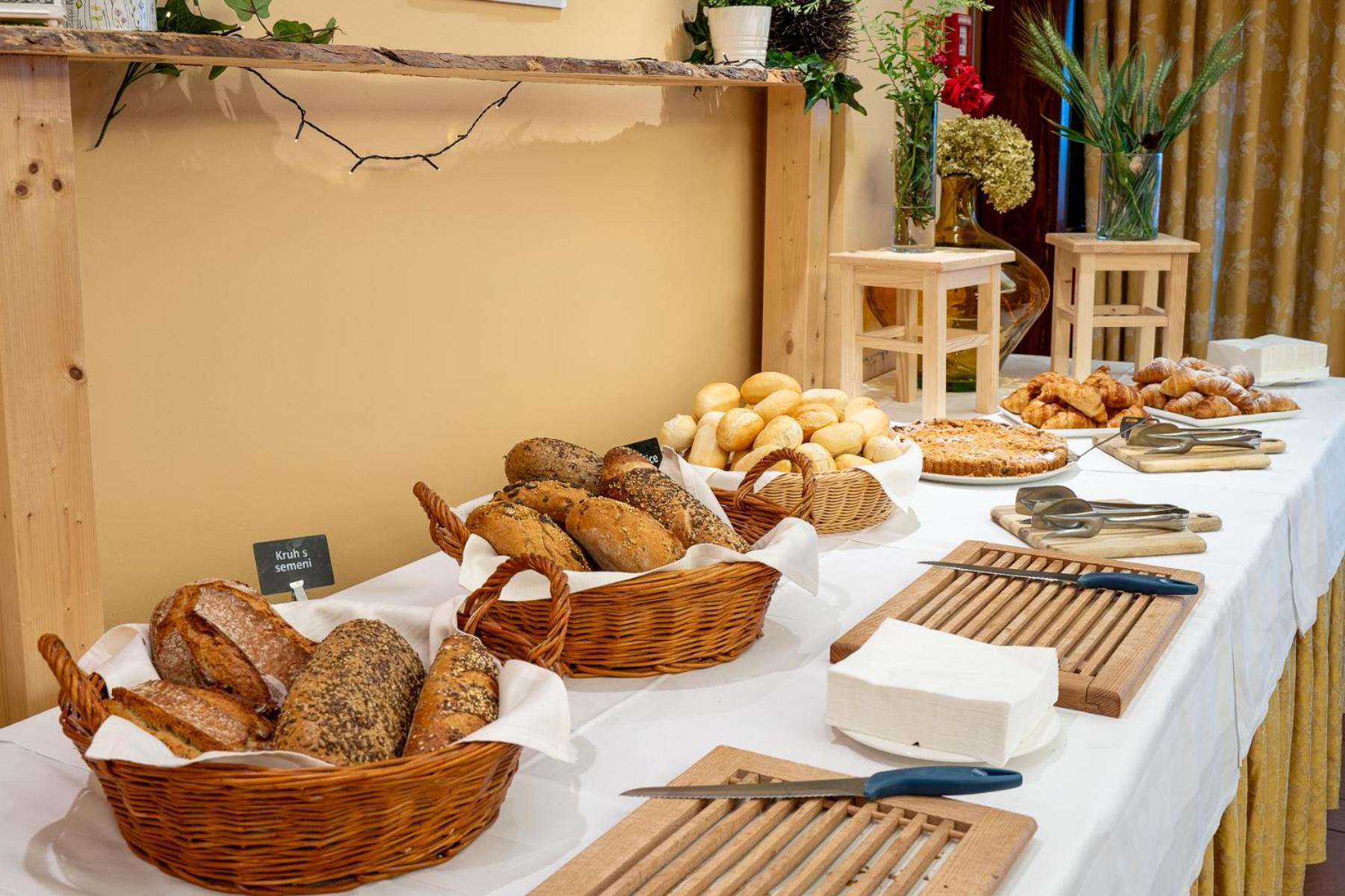 Terme Banovci - Mobilne Hiske Med Brajdami酒店 外观 照片